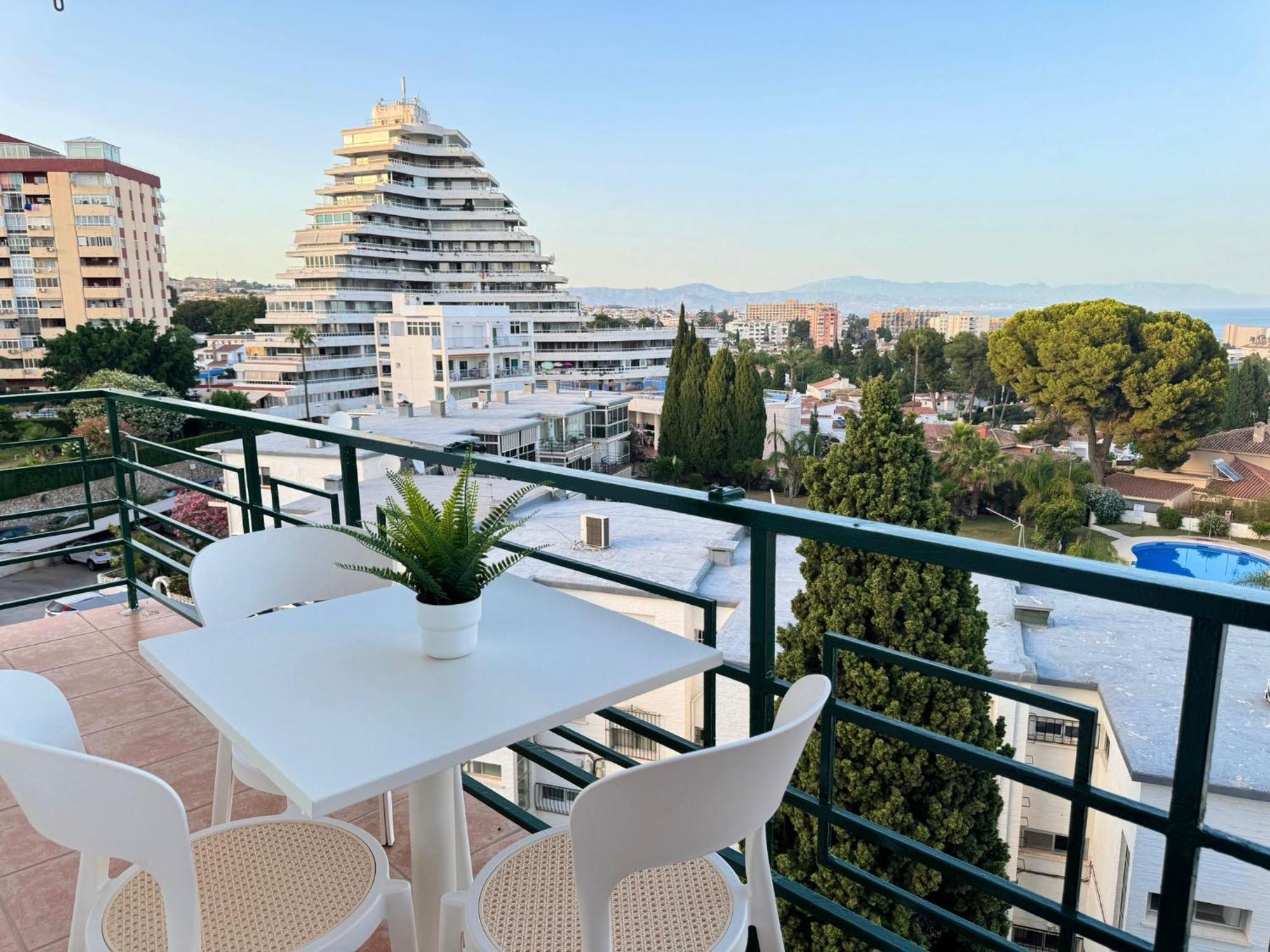 El Refugio- Panoramic Sea Views Apartment Benalmadena Bagian luar foto